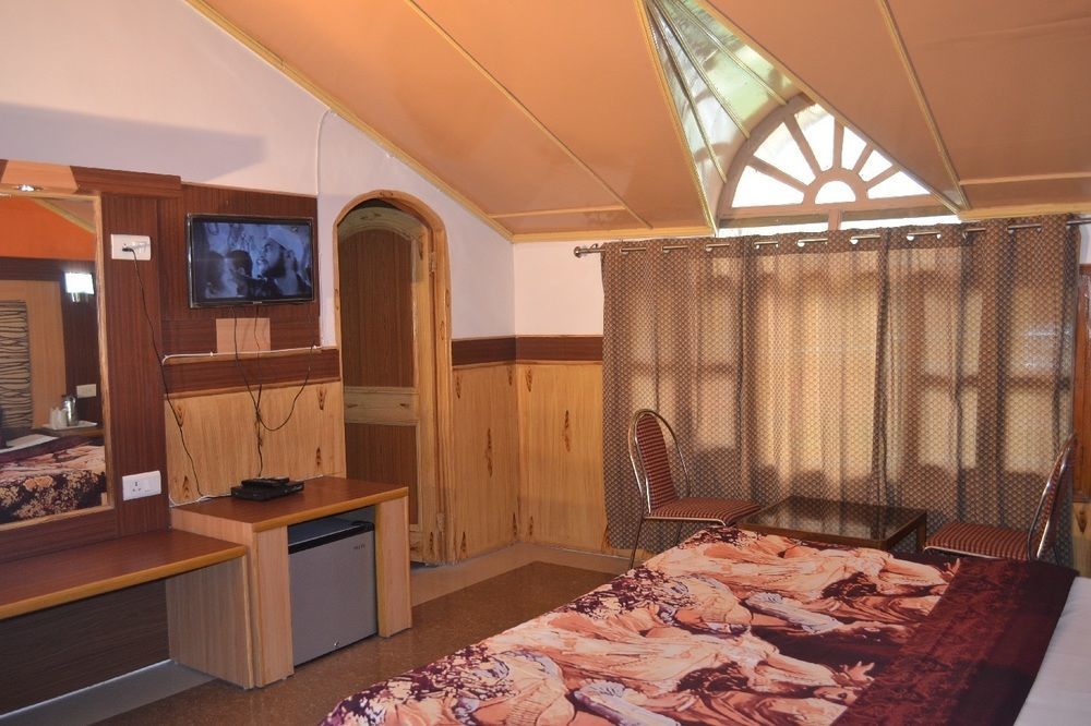 Hilltone Resorts & Spa Manāli Exteriör bild