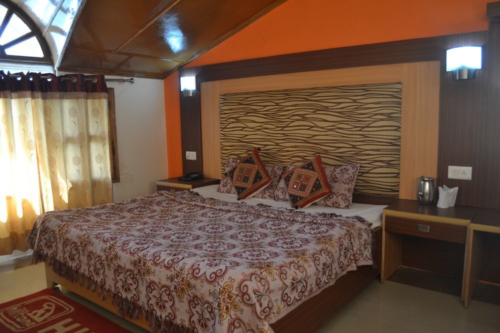 Hilltone Resorts & Spa Manāli Exteriör bild